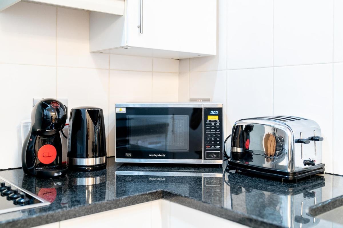 London Studio Apartment Luaran gambar
